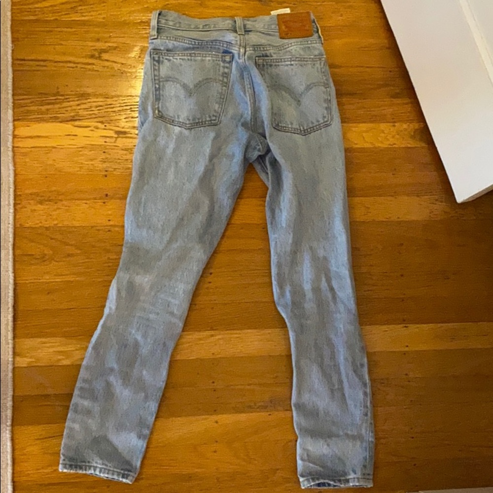 levis 501 light wash